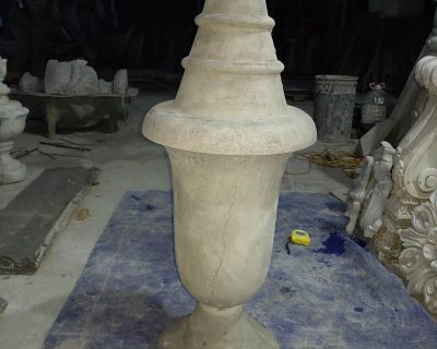 Ly bê tông đỉnh lâu đài 98x40cm